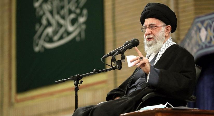 Tízezreket engednek szabadon Iránban az iszlám forradalom évfordulóján