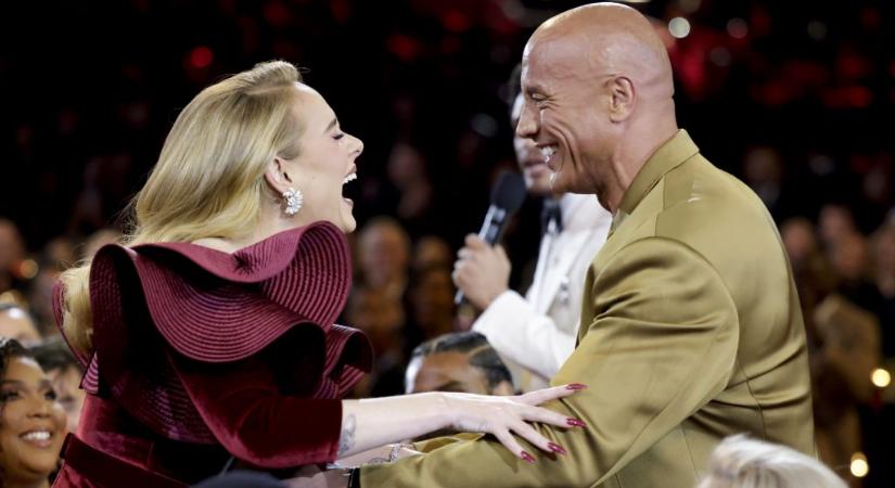Adele álma a Grammy-gálán teljesült: élőben találkozhatott Dwayne Johnsonnal