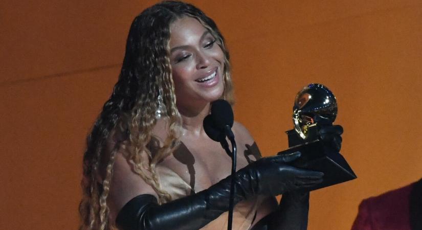 Grammy-díj: Harry Stylesé az év albuma, Beyoncé rekordot döntött
