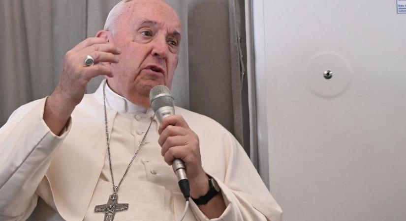 Ferenc pápa: Az egész világ háborúban áll, meg kell állítani az önpusztítást