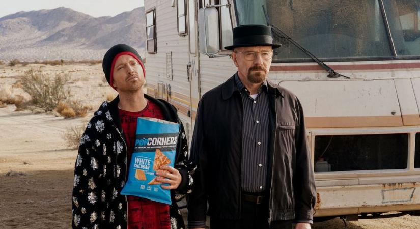 Walter White és Jesse Pinkman chipset árul, sajnos ez nem egy elveszett Breaking Bad rész