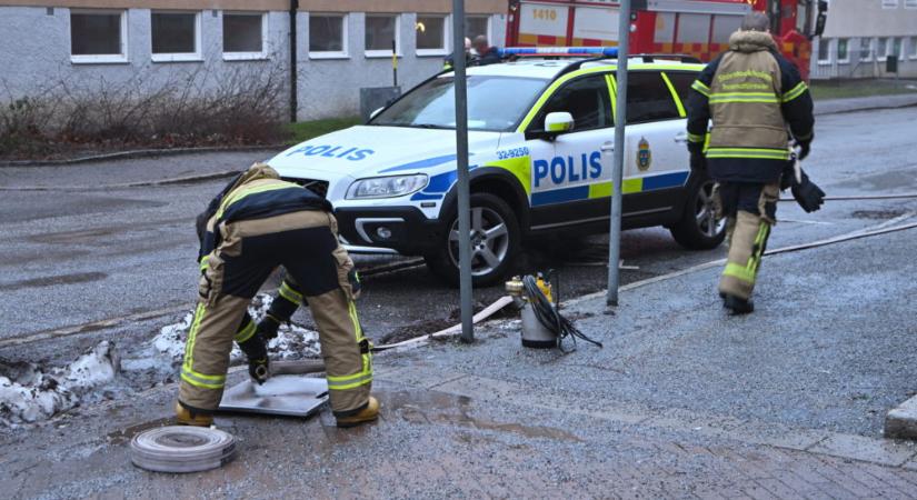 Svéd rendőrfőnök: Eddig sosem látott méreteket ölt a bűnözés Svédországban