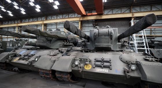 Több mint száz Leopard 1-es tankot kap Ukrajna