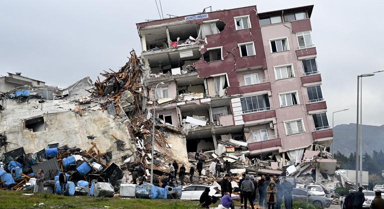 Miért lehetett ennyire pusztító a törökországi földrengés?