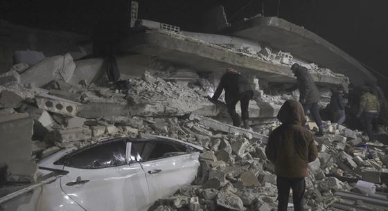 Az Iszlám Állam több tagja is megszökött a börtönből a földrengés után
