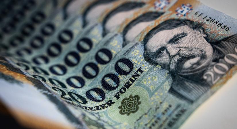 A magyar minimálbér a második legalacsonyabb az EU-ban