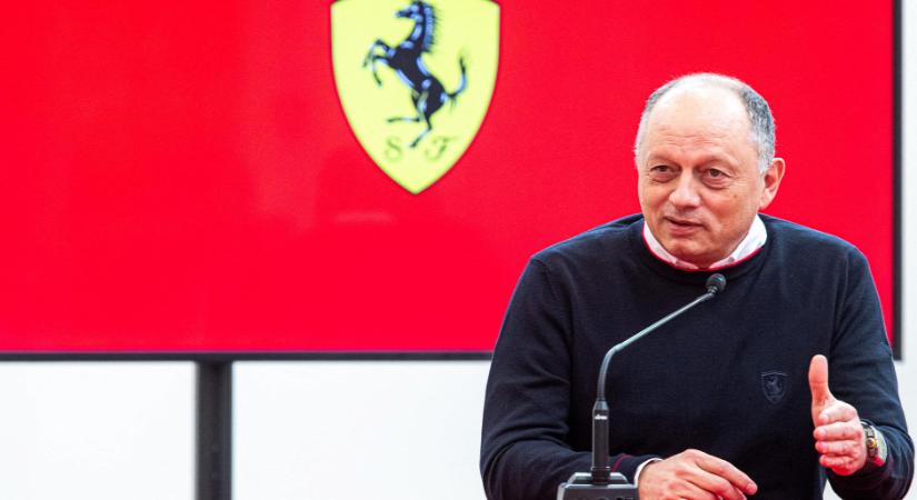 Már a szezon előtt mástól kér tanácsot a Ferrari új csapatfőnöke