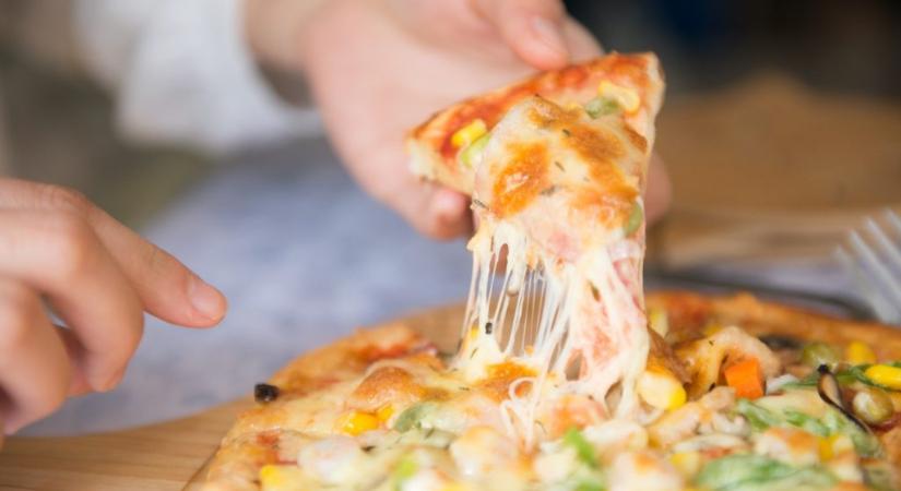 Egy hónapig csak pizzán élt, így reagált a teste