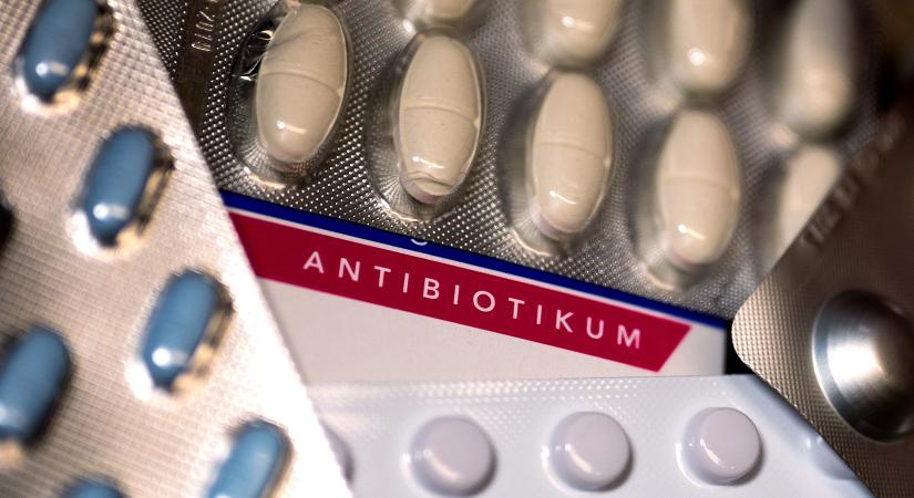 Évente tízmillióan halhatnak meg 2050-re az antibiotikumokra rezisztens kórokozók miatt