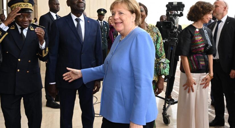 Díjat kapott Angela Merkel a menekültek befogadásáért