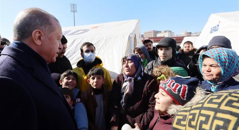 Török katasztrófavédelem: több mint 28 ezer embert evakuáltak Kahramanmarasból