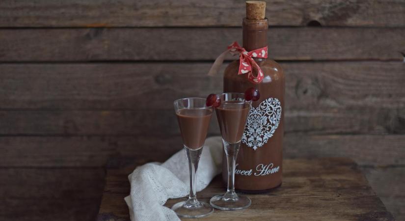 Rupáner-konyha: Meggyes csokoládélikőr recept egyszerűen