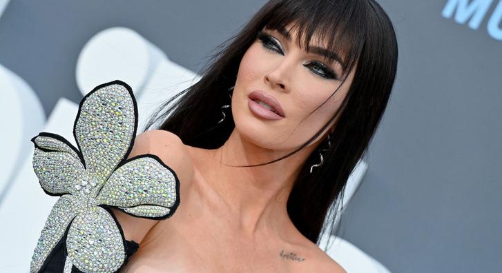 Megan Fox merészet változtatott a külsején, alig lehet ráismerni