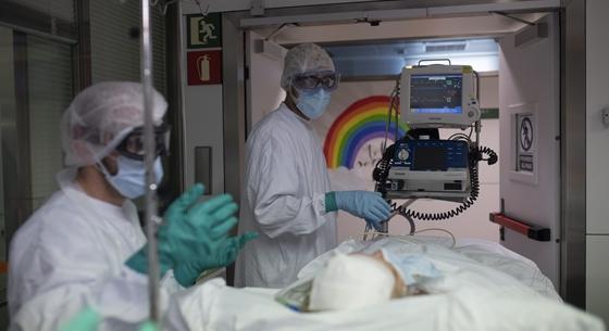 Spanyolországban már az egymillióhoz közelít a fertőzöttek száma