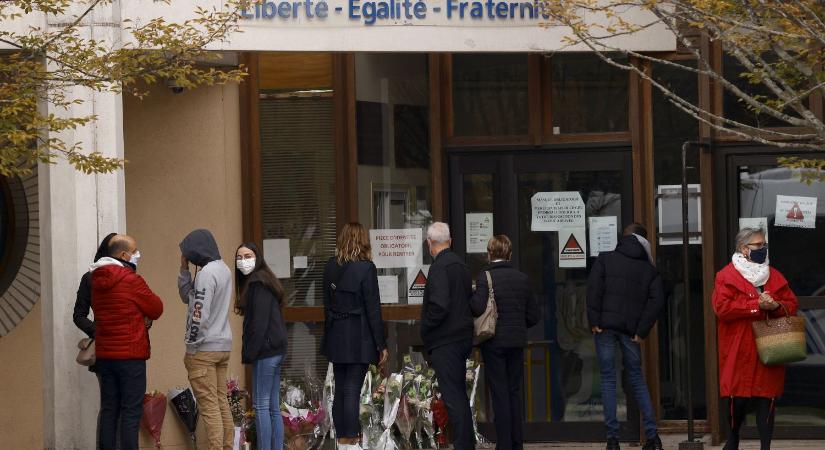 300 euróért cserébe árulták el a lefejezett francia tanárt a diákjai