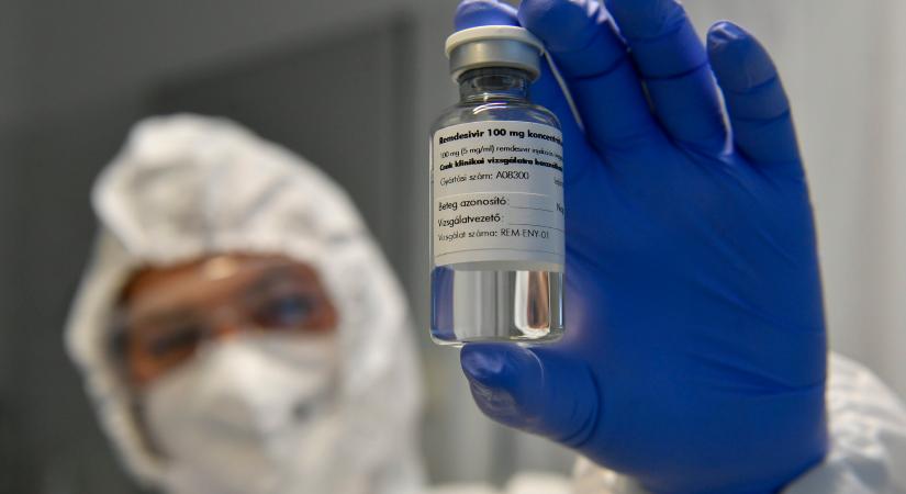 Magyar készítésű koronavírus elleni gyógyszert kapnak a Semmelweis kórház betegei