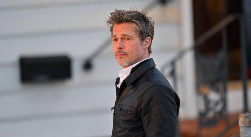 Brad Pitt lyukas pulóverben diktálja a divatot és egyéb lesifotók