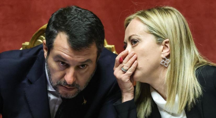 Matteo Salvini: Öngyilkosságot követ el az EU