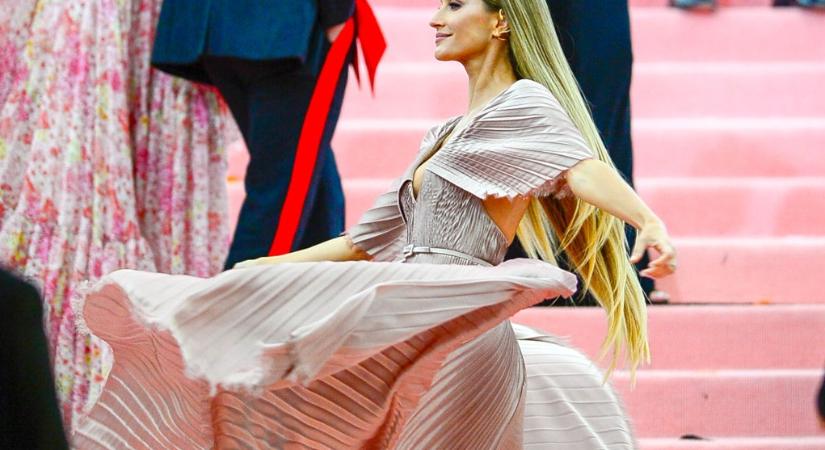 Gisele Bündchen ezzel a fülledt tánccal készül a riói karneválra
