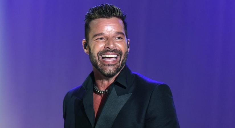 Ricky Martin ritkán posztol a gyerekeiről, most megmutatta 14 éves fiát