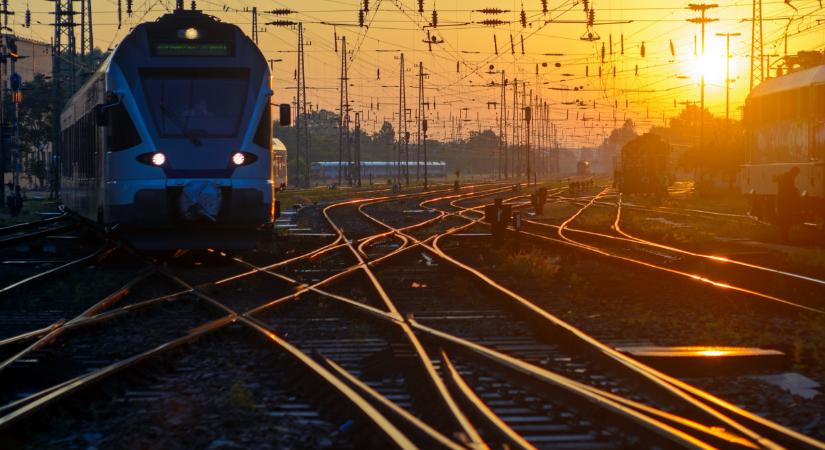 Orbán bejelentése: megszólalt a MÁV az új bérletekről, erre készüljenek az utasok