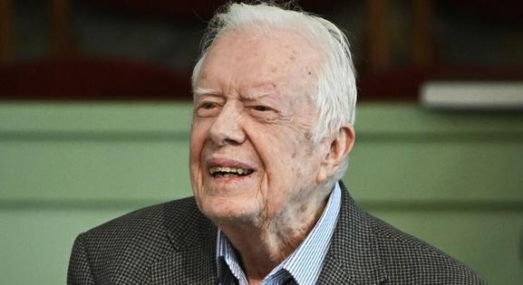 Jimmy Carter otthoni hospice-ellátásra szorul