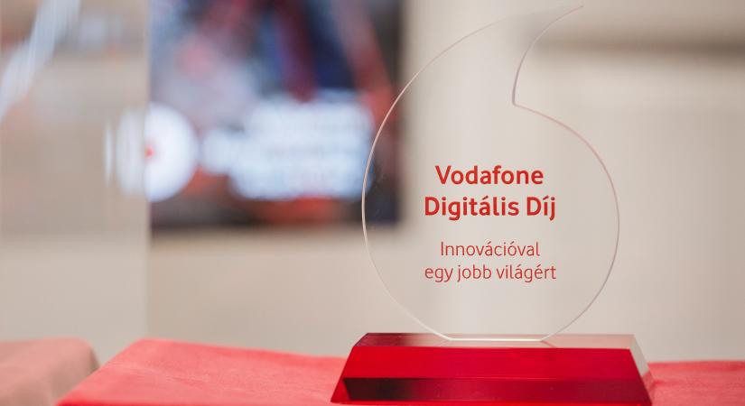 Vodafone Digitális Díj – még egy hónapig lehet jelentkezni!