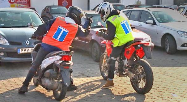 Civil szervezet kérte az ingyenes Sulimoped program leállítását