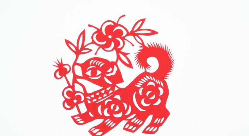 Kínai horoszkóp-előrejelzés a Kutyáknak: viszony a főnököddel, rengeteg munka és egy kis csörte az anyósoddal – nem lesz unalmas ez a hónap