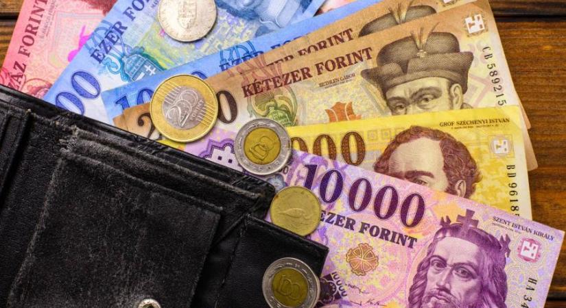 A KSH szerint 581 900 forint volt a bruttó átlagkereset decemberben
