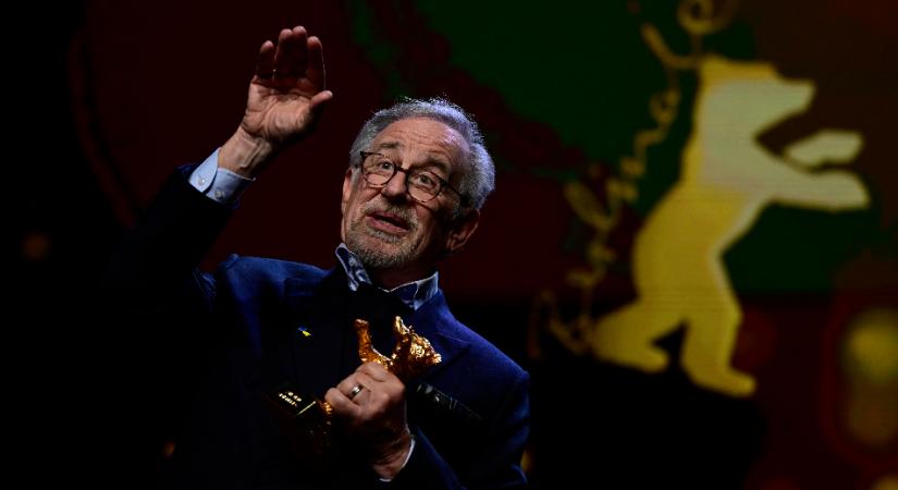 Steven Spielberg életműdíjat kapott a berlini filmfesztiválon