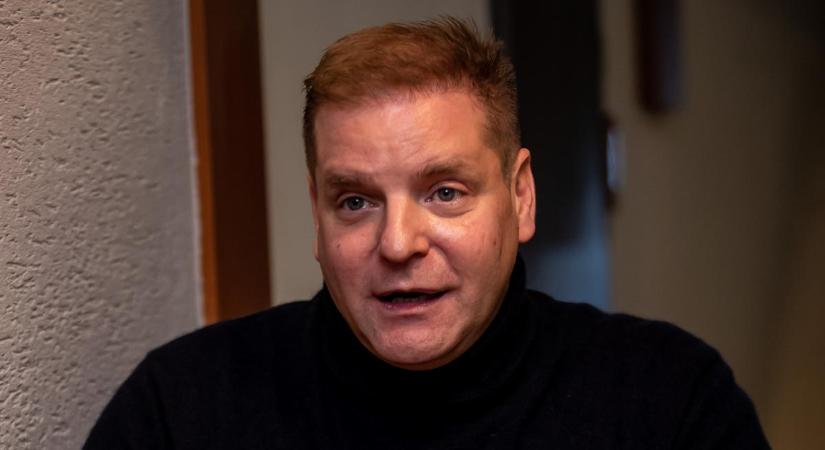 Mi van itt? Kajdi Csaba kíméletlenül nekiment Vastag Csabának: "Hajbeültetésed volt? Mondj egy számát, mert én nem tudok egyet sem..." - videó
