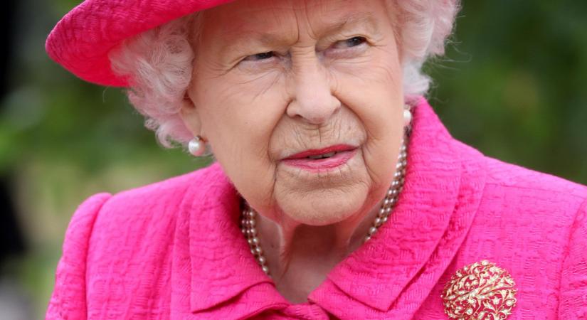 Ilyen színű ruhában sosem fogjuk látni II. Erzsébetet