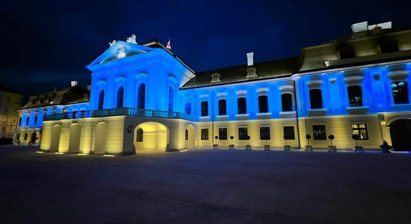 Ukrán nemzeti színeket kap ma este az elnöki palota