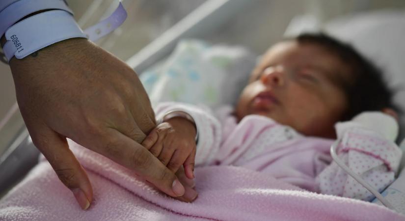 Közel félmillió csecsemőt veszítünk el évente, mert olyan házakba születnek, ahol borzasztó a levegőminőség