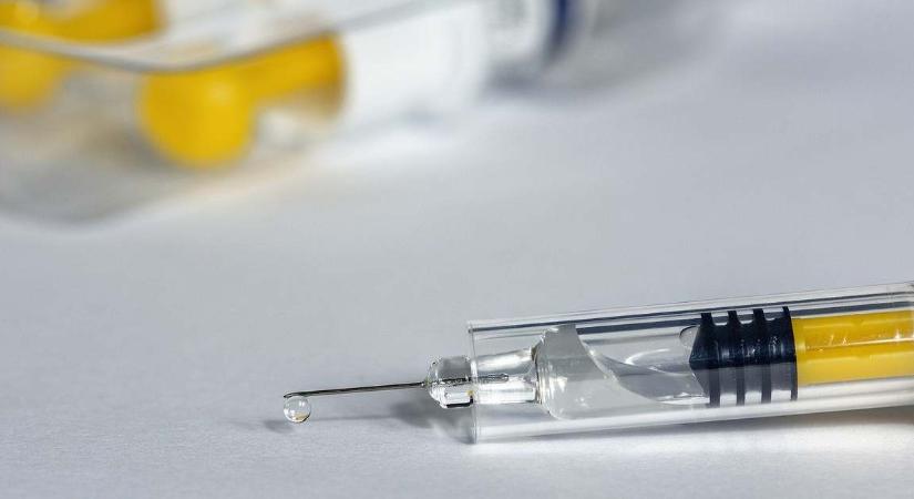 Betáraznak védőoltásból a spanyolok