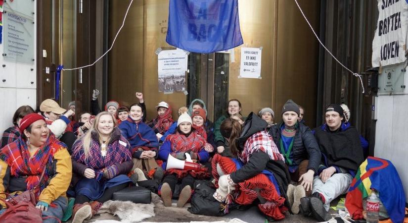 Blokád alá vonták Greta Thunbergék a norvég energiaügyi minisztériumot