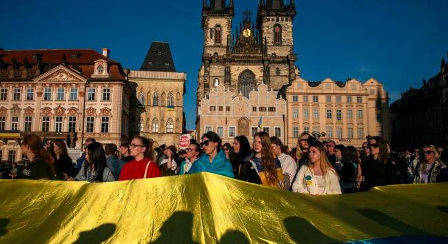 Ukrajnai háború - Diplomáciai megoldást támogat a csehek többsége