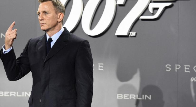 A James Bond regények új kiadásából eltüntetik az etnikai utalásokat