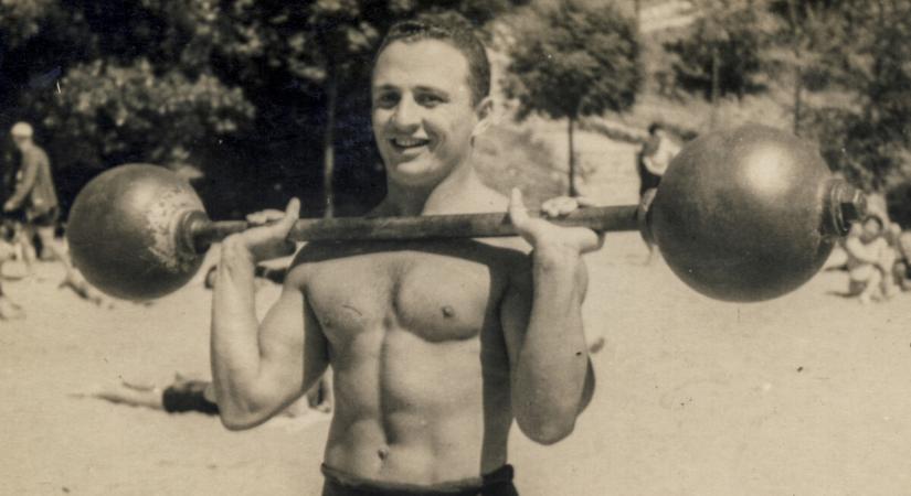 Február 28-án történt