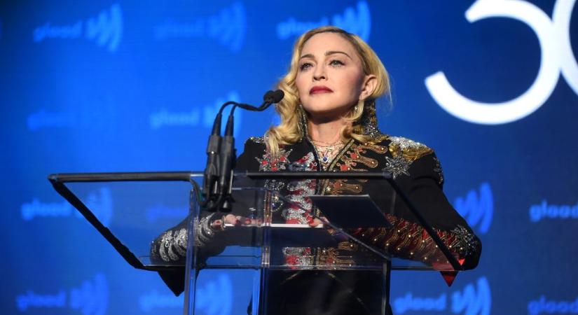 Bonyolult viszonyuk ellenére Madonna finanszírozta elhunyt bátyjának kórházi kezelését