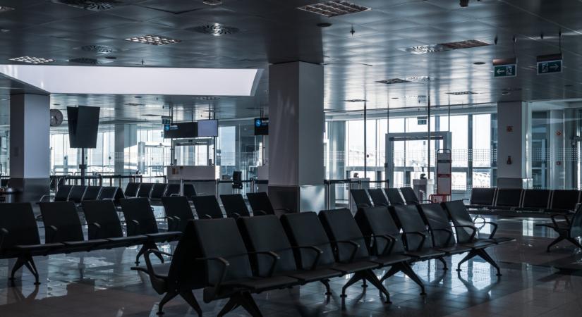 Komoly változást jelentett be a WizzAir: biztonsági aggályok miatt törölnek járatokat