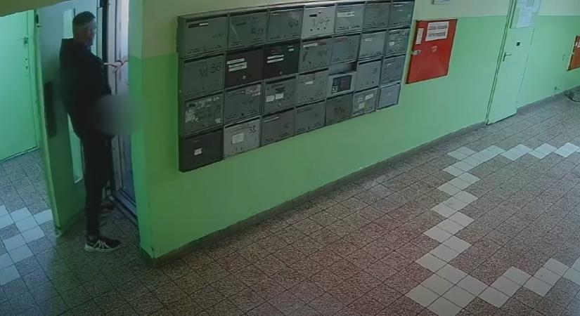 Elfogták a szatírt, akit négy lány kergetett ki a liftből, mikor megpróbált beszállni melléjük