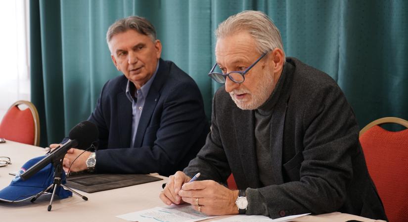 Tapolcai és badacsonyi ügyekben fogalmazta meg kritikáit a DK