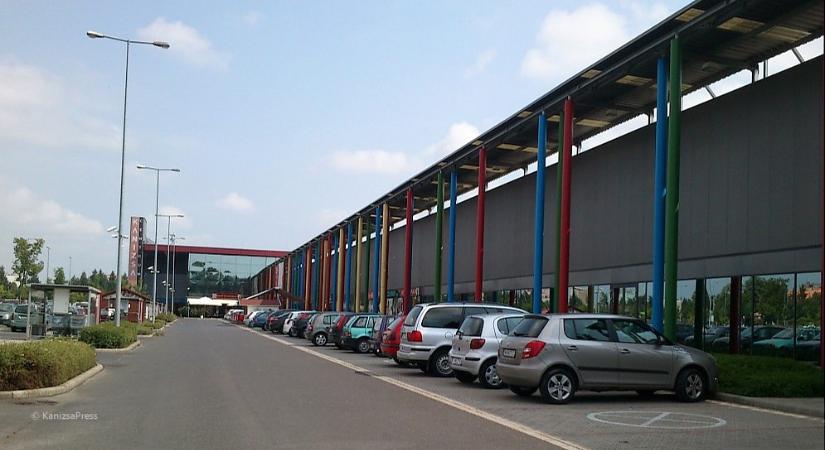 Gazdát cserélt a Kanizsa Centrum