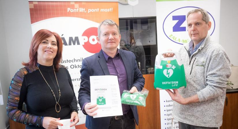Felkészültek az életmentésre: defibrillátort kapott a Zala Müllex