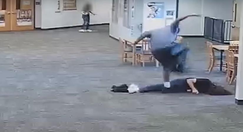 Sokkoló 18-as videó: így verte eszméletlenre tanárnőjét a 17 éves diák
