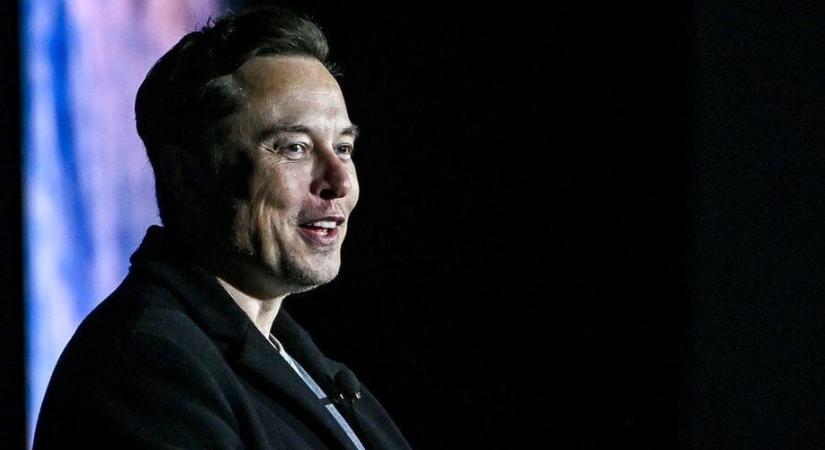 Elon Musk kiborult és fél az AI-őrülettől