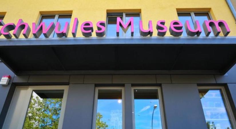 Lövéseket adtak le a berlini Melegmúzeum épületére