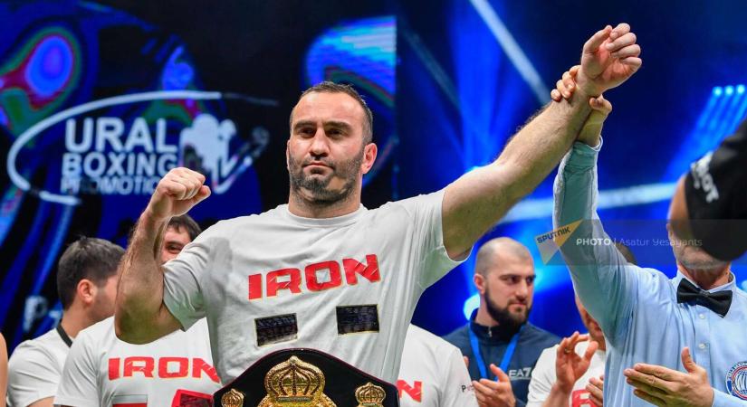 Kiütéssel győzött Murat Gassiev